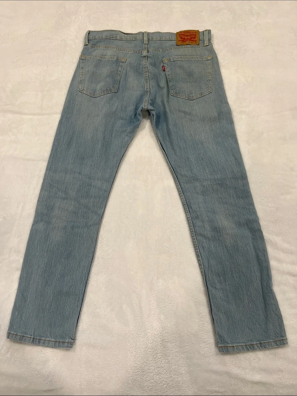 Levi's Light Blue Relaxed Men's Jeans with Tan Leather Patch